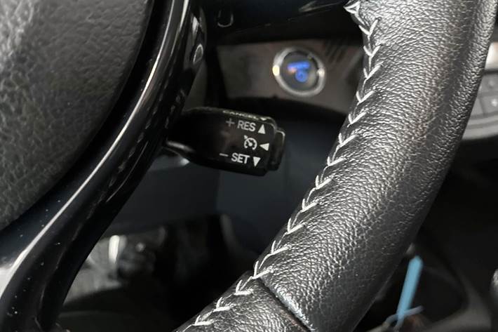 Hvid Toyota Yaris fra 2020