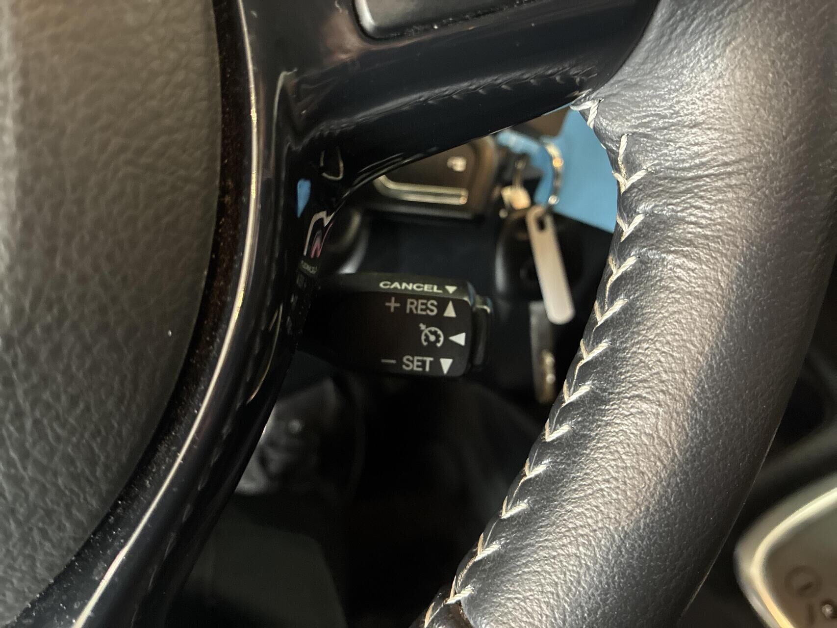 Bronze Toyota Yaris fra 2018