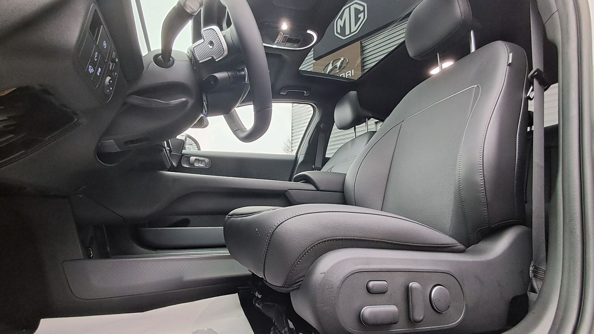 Hyundai Ioniq 6 Electric 77,4 kWh Ultimate 229HK Aut.