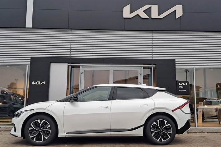 Hvid Kia EV6 fra 2024