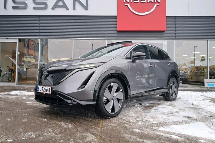 undefined Nissan Ariya fra 2025 set udefra