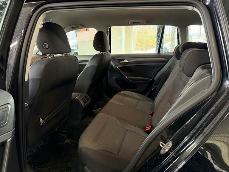 VW Golf VII 1,5 TSi 130 Comfortline Variant