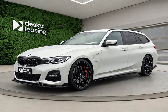 undefined BMW 330e fra 2020 set udefra