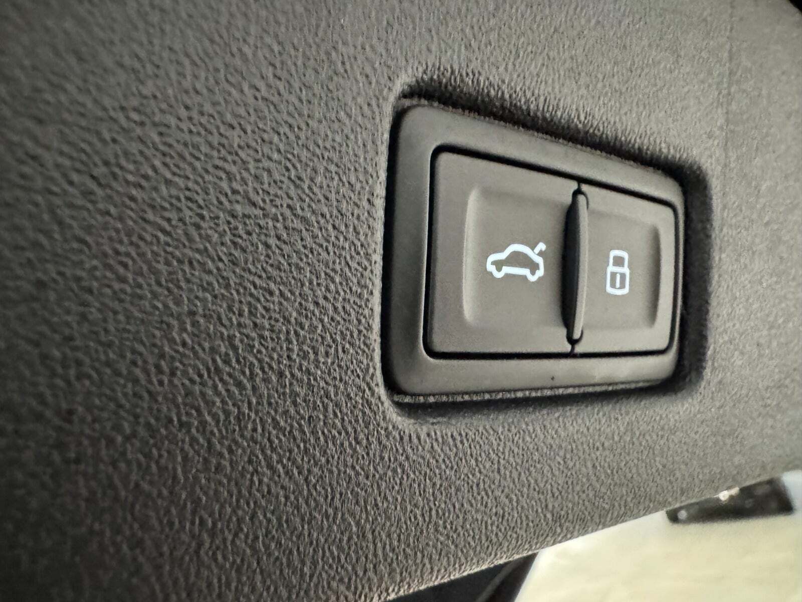 Sort Audi Q4 e-tron fra 2023