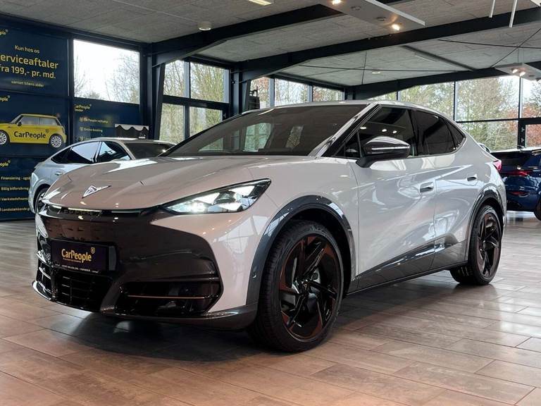 Cupra Tavascan 77 Adrenaline