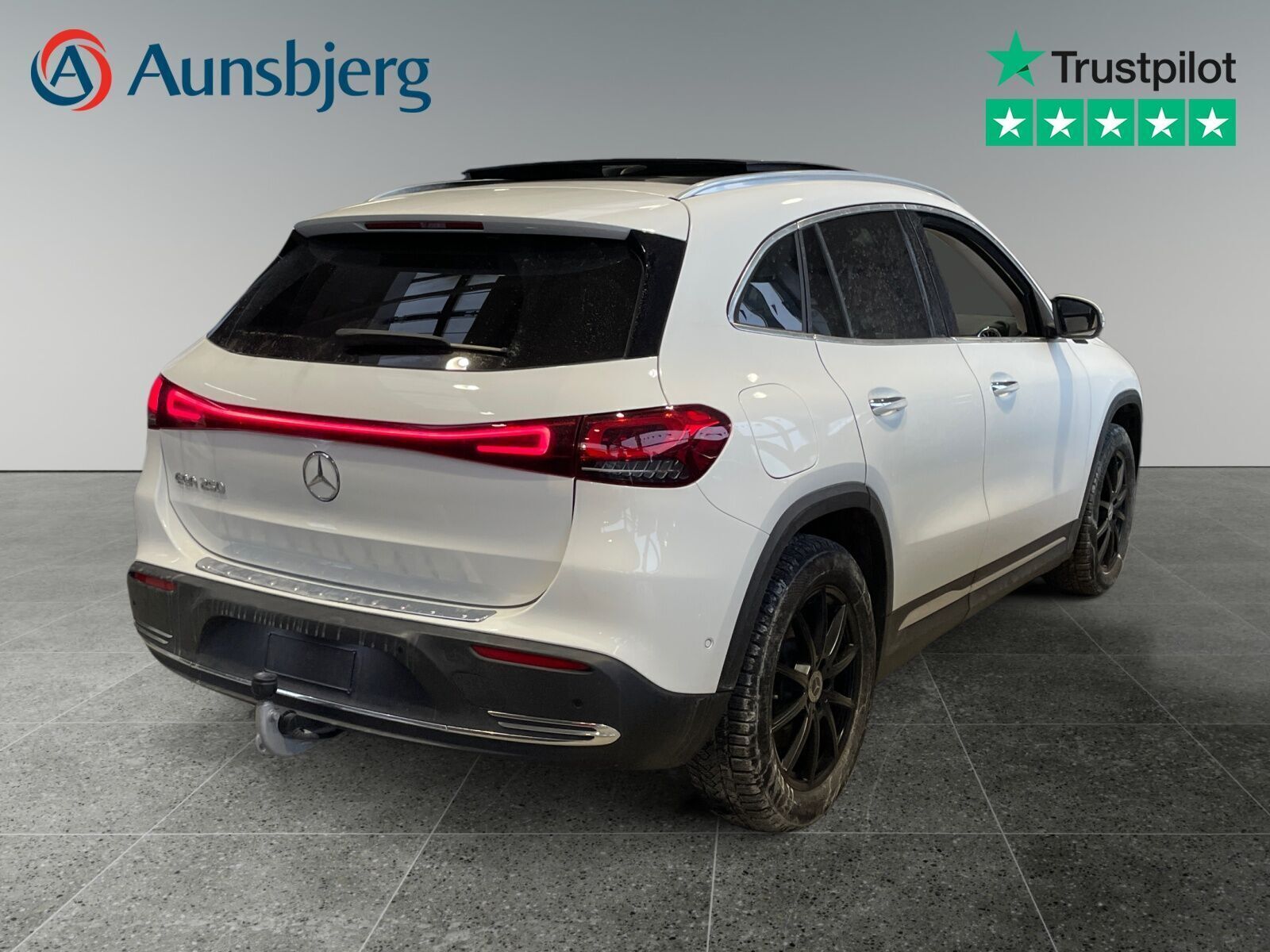 Hvid Mercedes EQA250 fra 2022