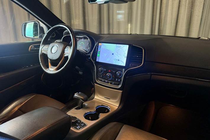 Hvid Jeep Grand Cherokee fra 2015