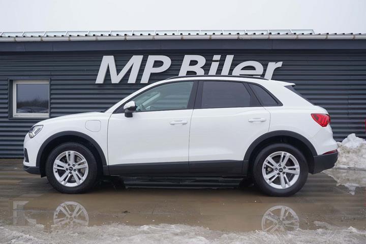Hvid Audi Q3 fra 2021