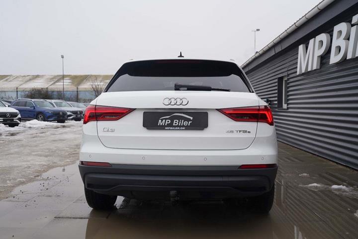 Hvid Audi Q3 fra 2021