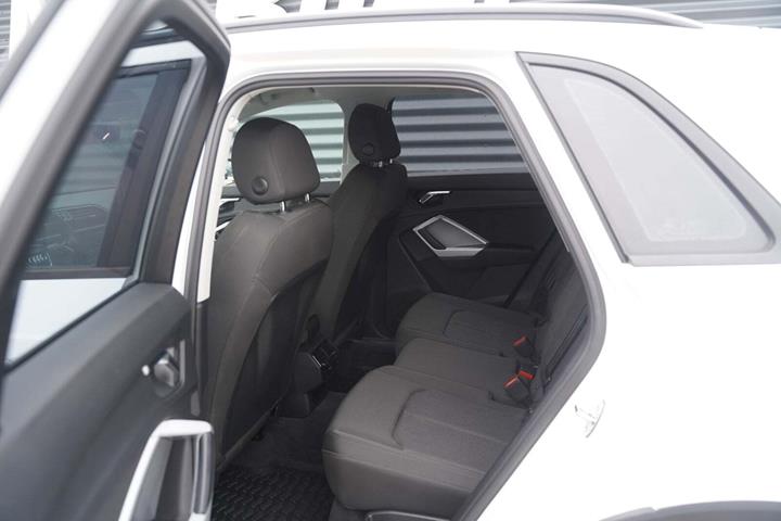 Hvid Audi Q3 fra 2021