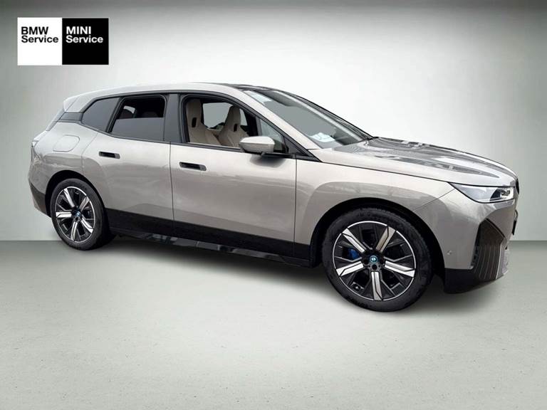 BMW iX xDrive50 Supercharged