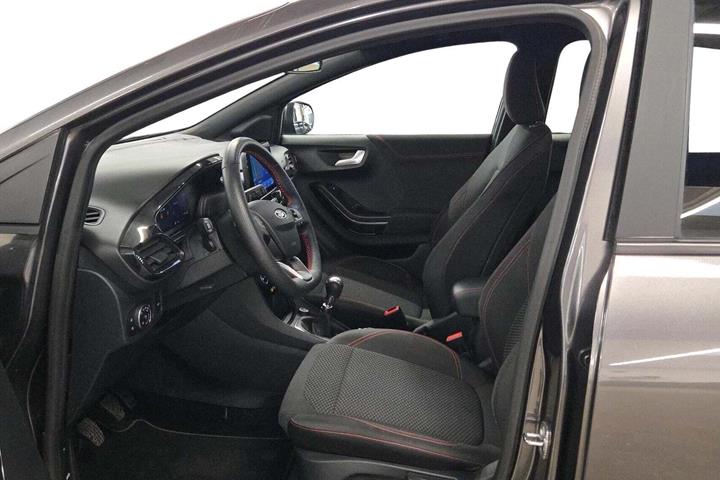 Grå Ford Puma fra 2021