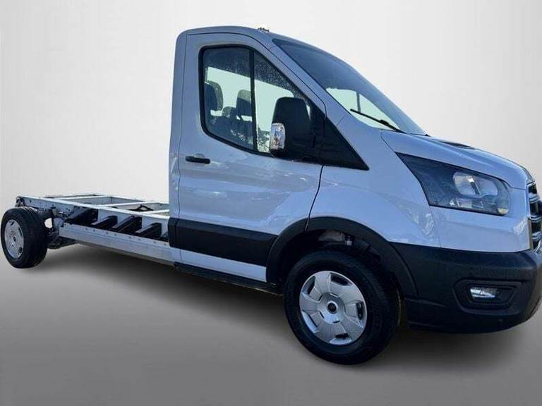 Ford E-Transit 350 L3 Chassis 68 Trend H1 RWD