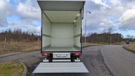 undefined Ford E-Transit 350 L3 Chassis fra 2025 set udefra