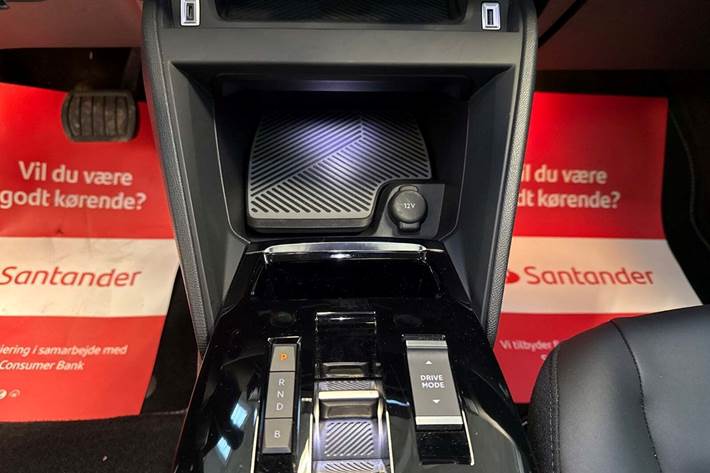 Grå Citroën ë-C4 X fra 2024