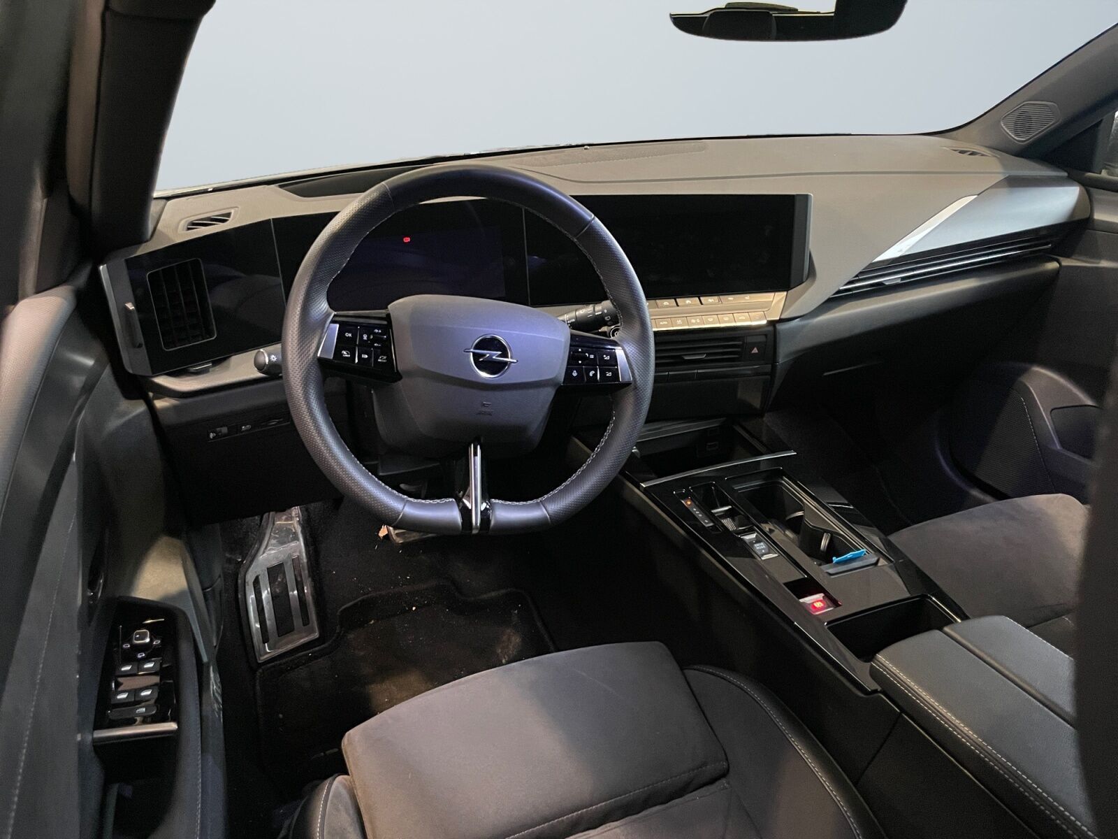 Opel Astra-e 54 GS Sports Tourer