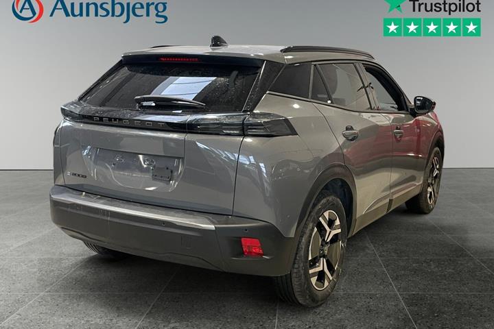 Grå Peugeot e-2008 fra 2025