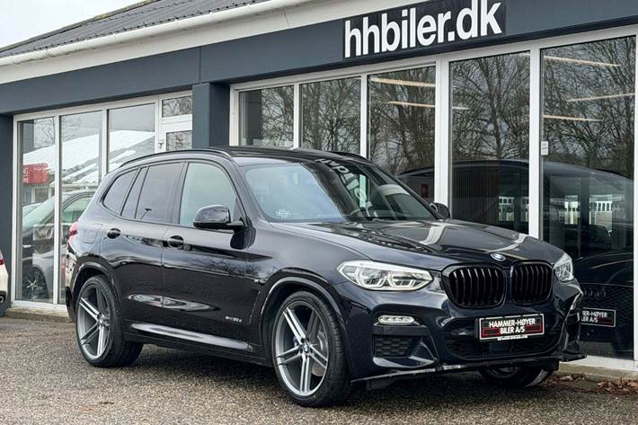 Sort BMW X3 fra 2017