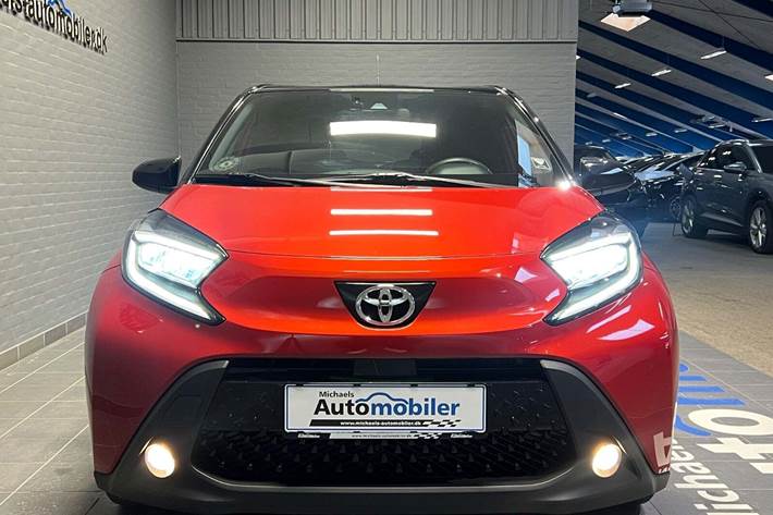 Rød Toyota Aygo X fra 2022