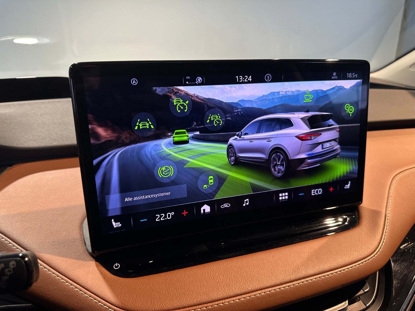Grøn Skoda Enyaq fra 2022