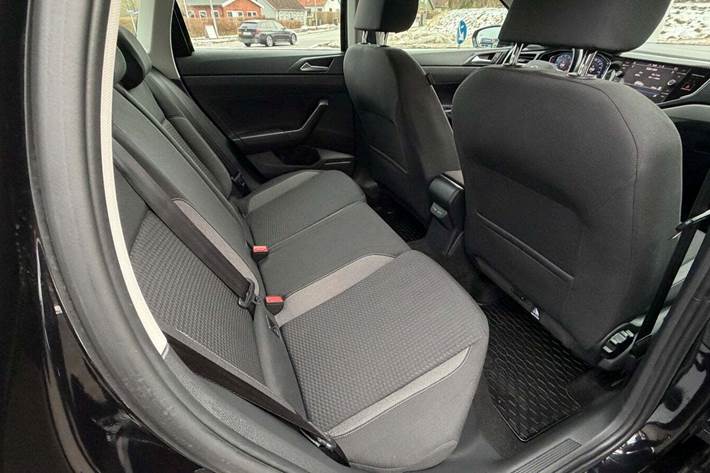 Sort VW Polo fra 2023