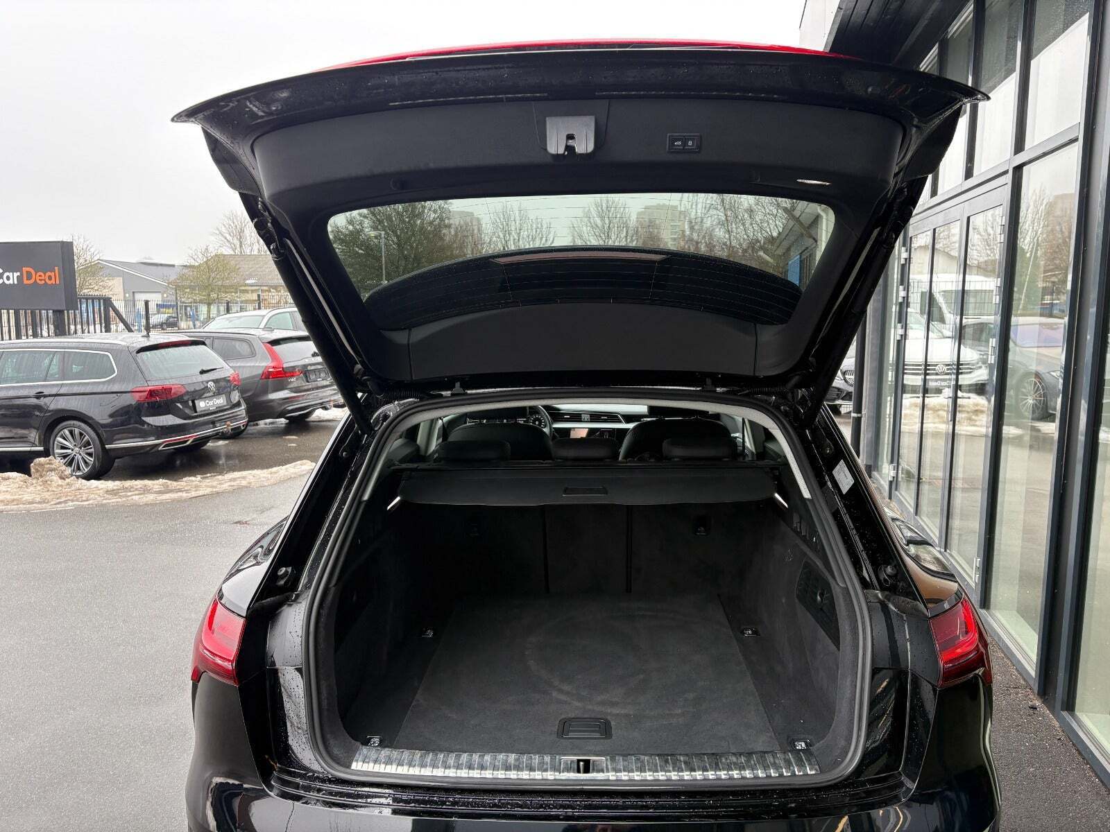 Sort Audi e-tron fra 2022