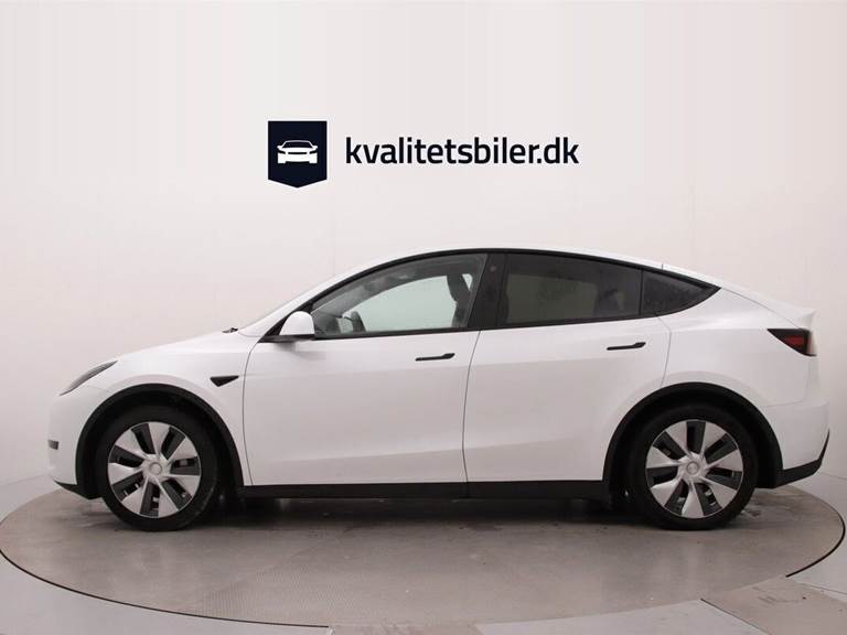 Tesla Model Y EL RWD 299HK 5d Aut.
