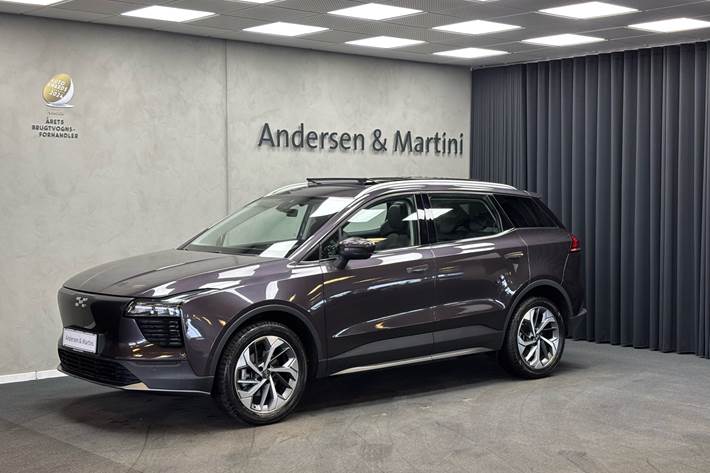 Grå Aiways U5 fra 2021 set udefra