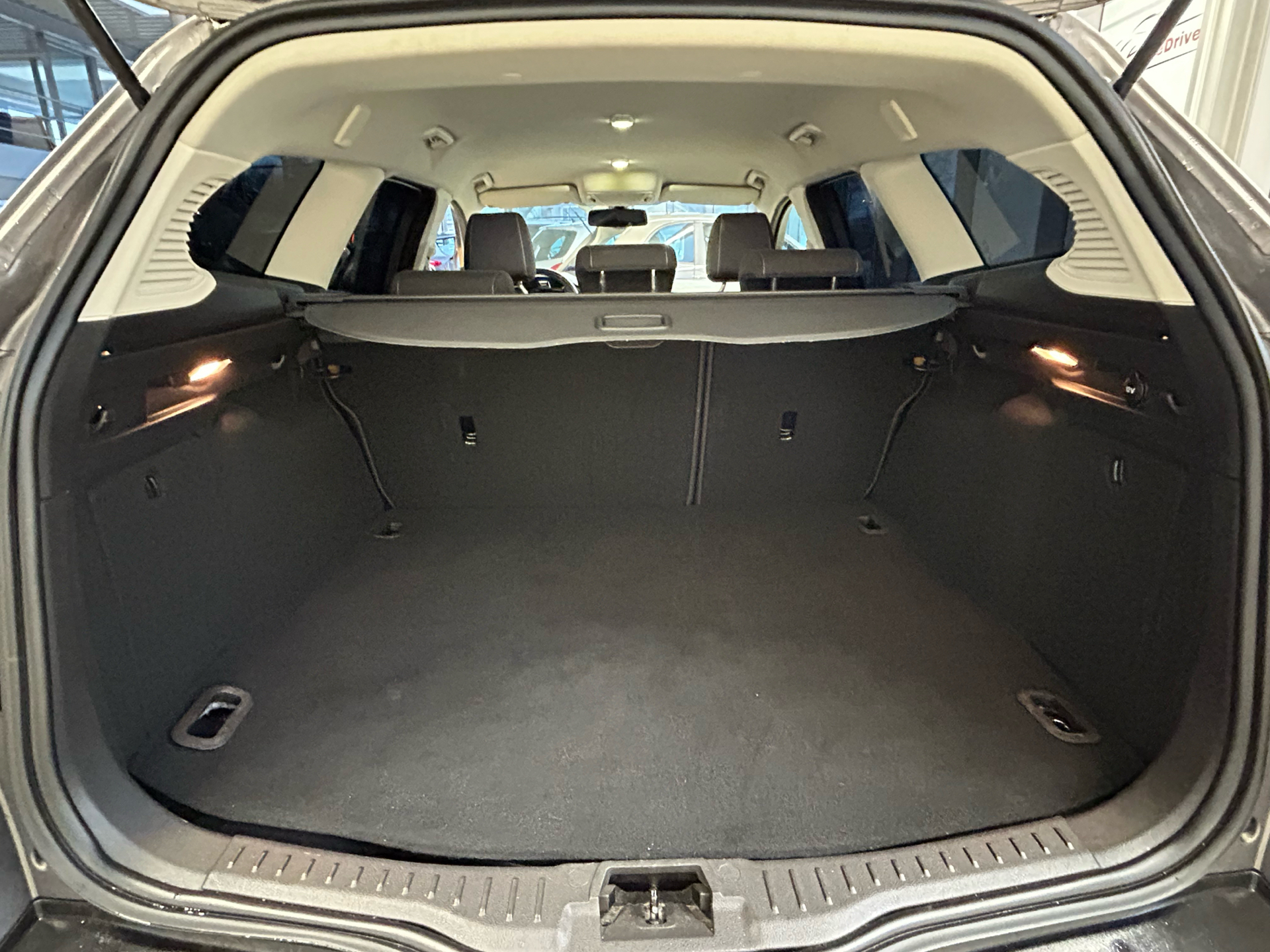 Sort Ford Focus fra 2012