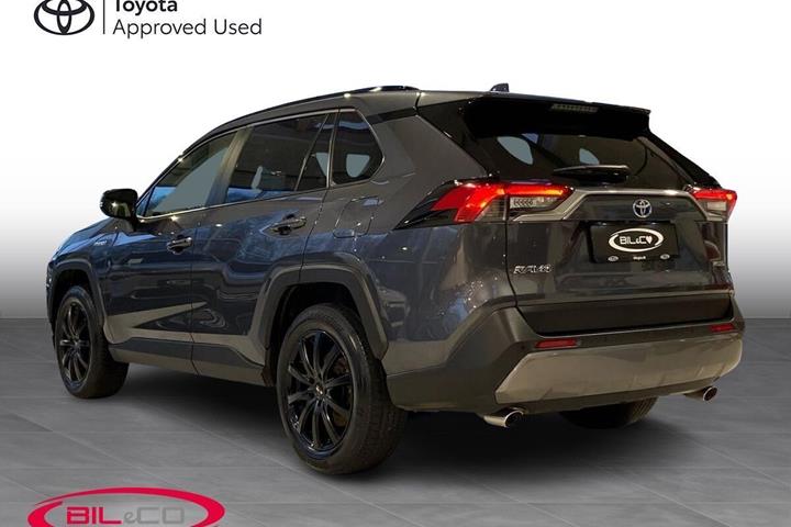 Grå Toyota RAV4 fra 2019