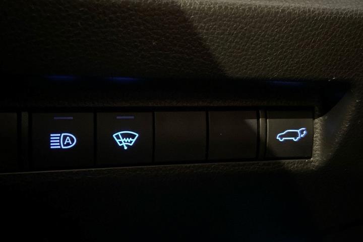 Grå Toyota RAV4 fra 2019
