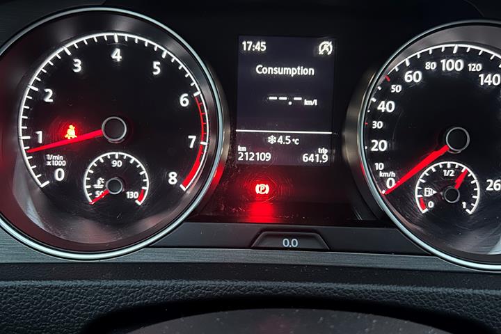 Sort VW Golf fra 2013