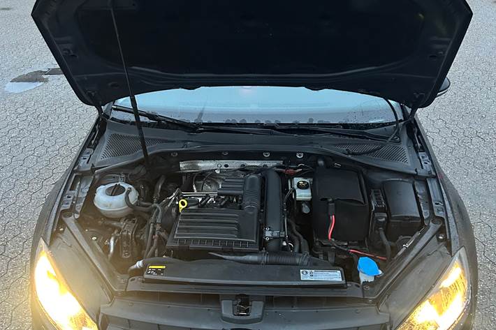 Sort VW Golf fra 2013