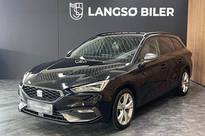 Sort Seat Leon fra 2021 set udefra