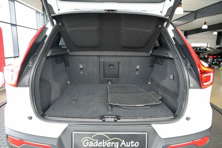 Hvid Volvo XC40 fra 2019