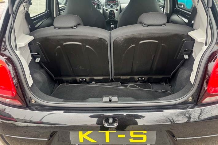 Sort Citroën C1 fra 2015