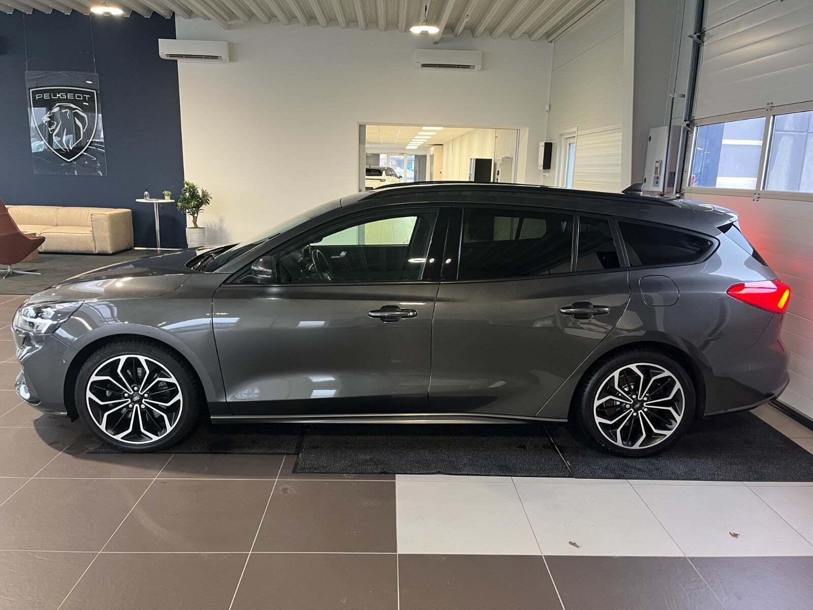 Ford Focus 1,5 EcoBoost ST-Line stc.