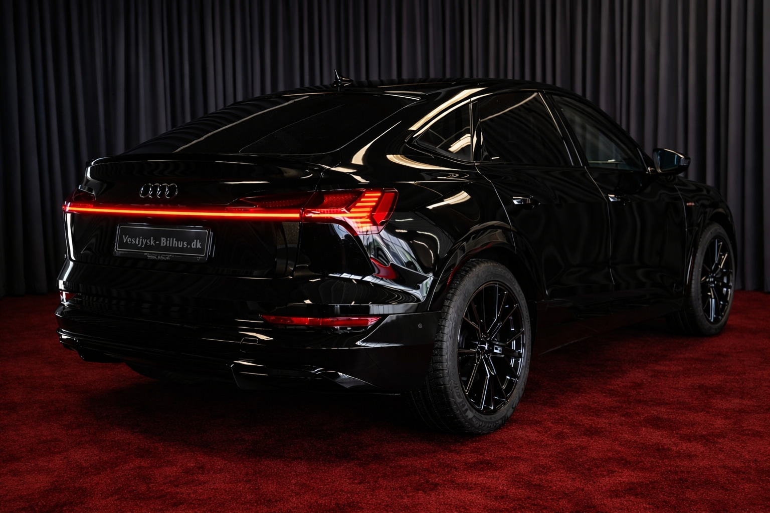 Audi e-tron 55 S-line Sportback quattro