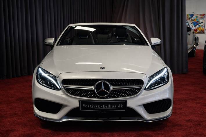 Sølv Mercedes C200 fra 2017