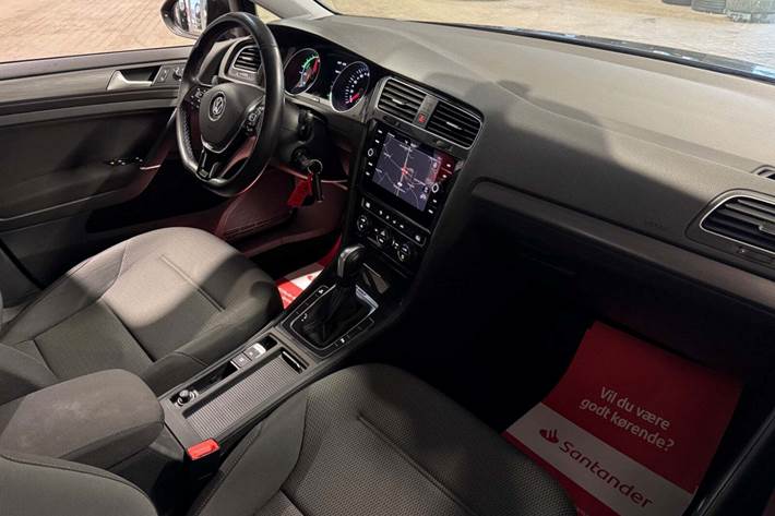 Sort VW e-Golf VII fra 2020