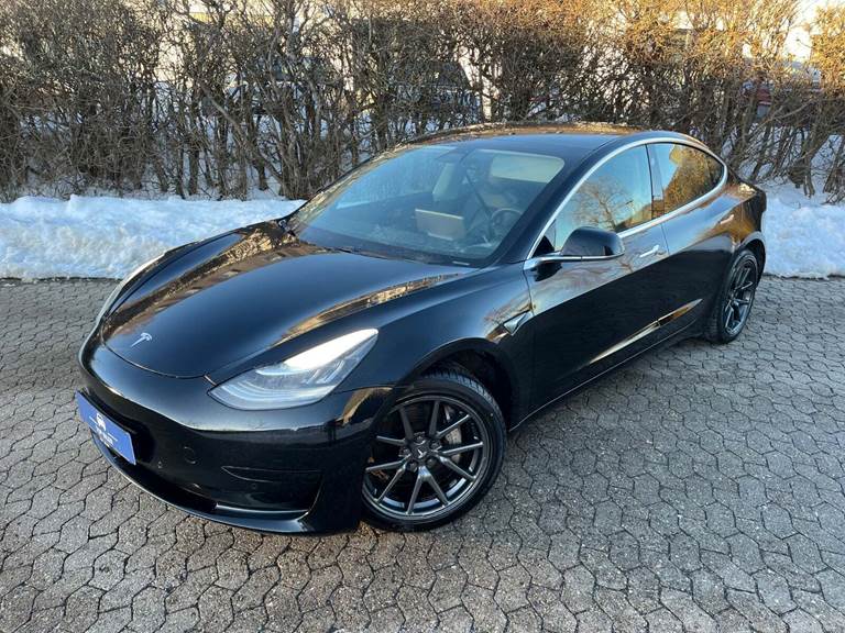 Tesla Model 3 Standard Range+ RWD