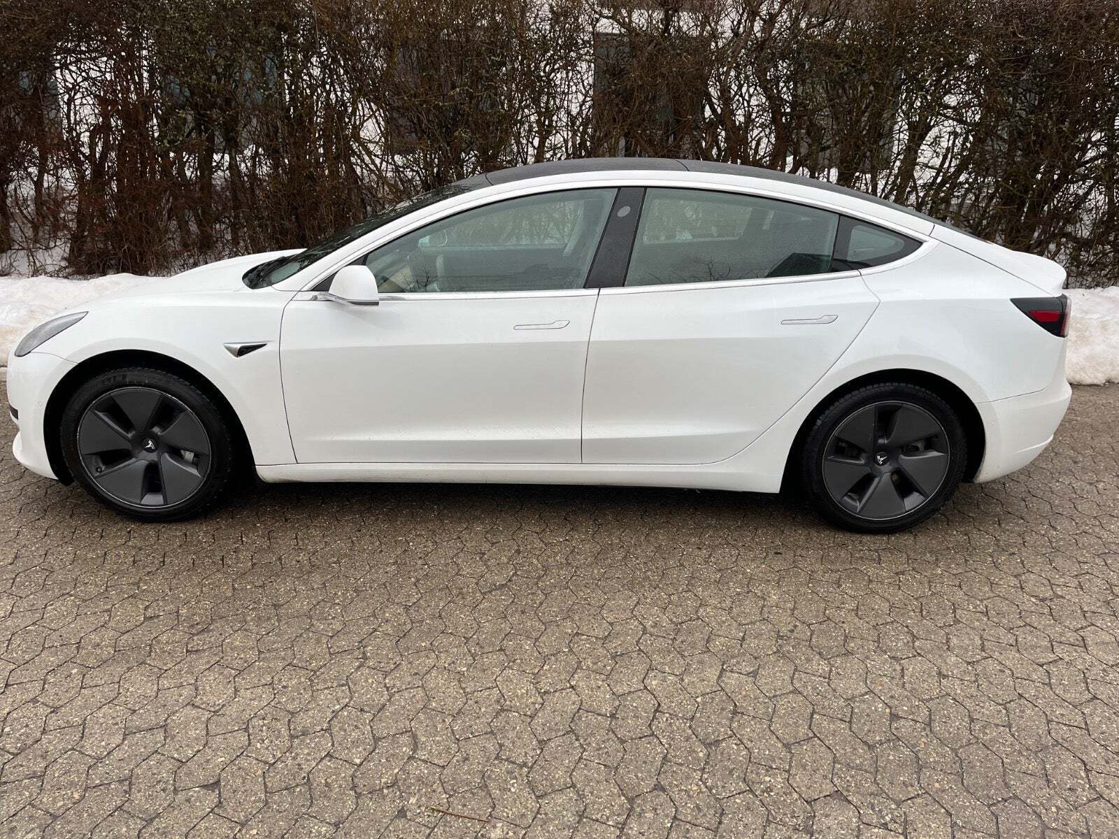 Tesla Model 3 Standard Range+ RWD