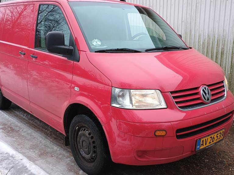 VW Transporter 2,5 TDI AUT.