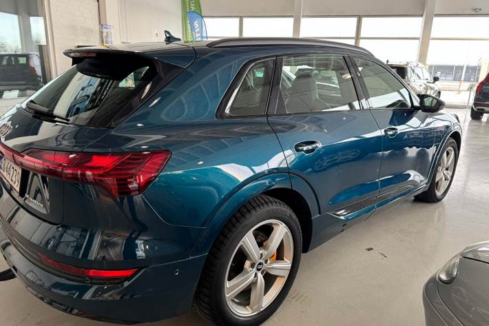 undefined Audi e-tron fra 2020