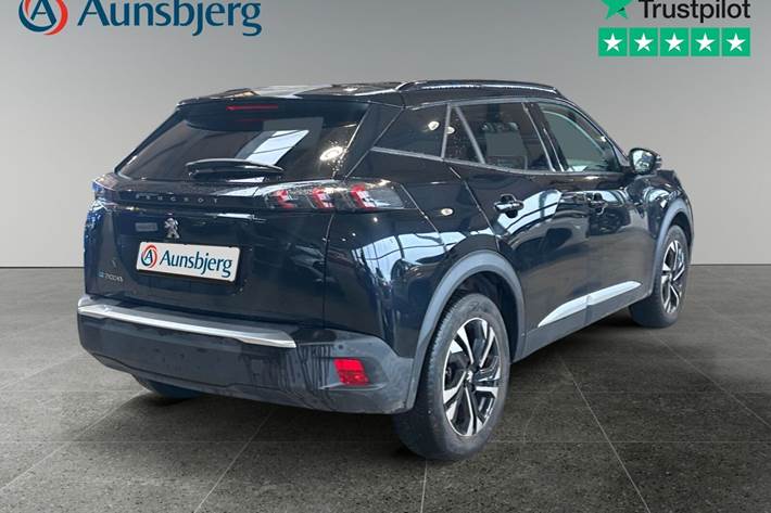 Sort Peugeot e-2008 fra 2021