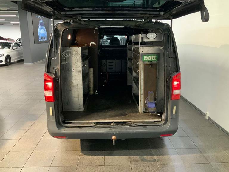Mercedes Vito 114 2,2 CDi More L