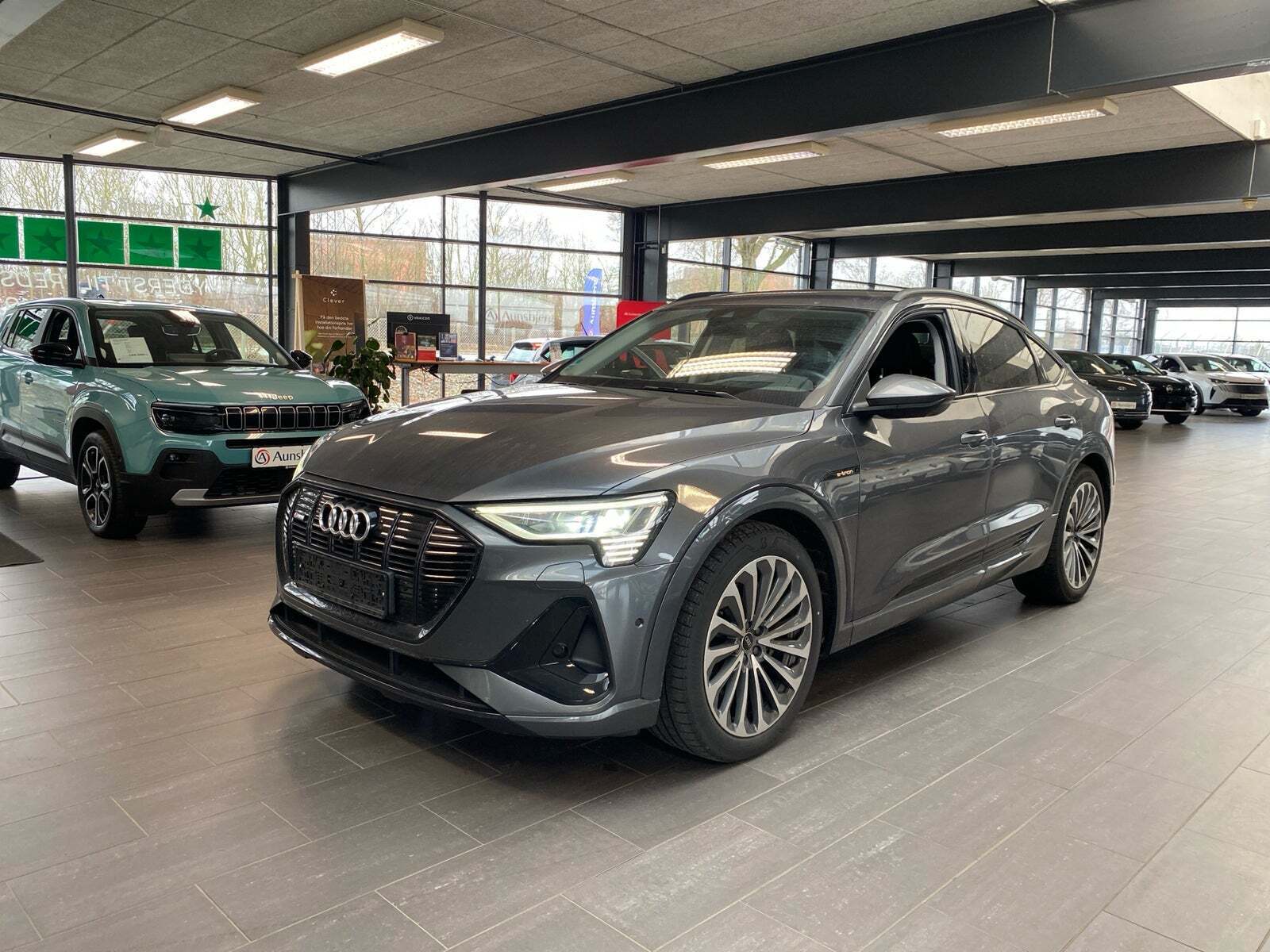 Audi e-tron 55 S-line Sportback quattro