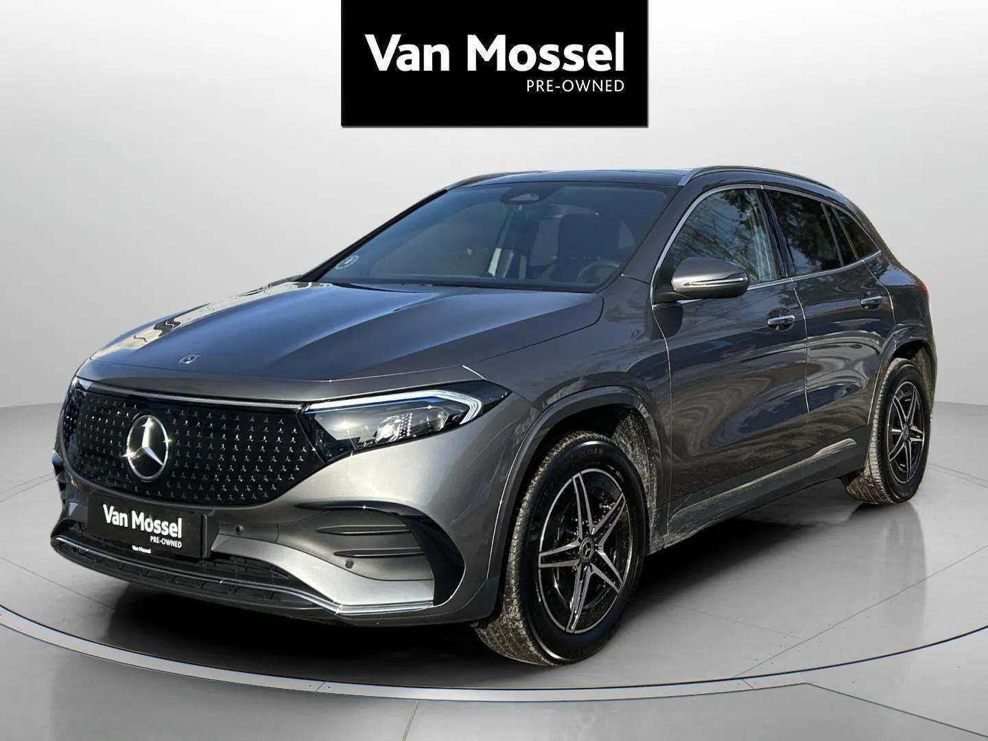 Grå Mercedes EQA250+ fra 2025