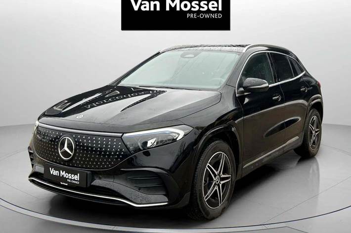 Sort Mercedes EQA350 fra 2024 set udefra