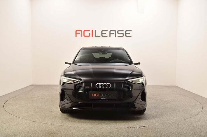 Sort Audi e-tron fra 2020